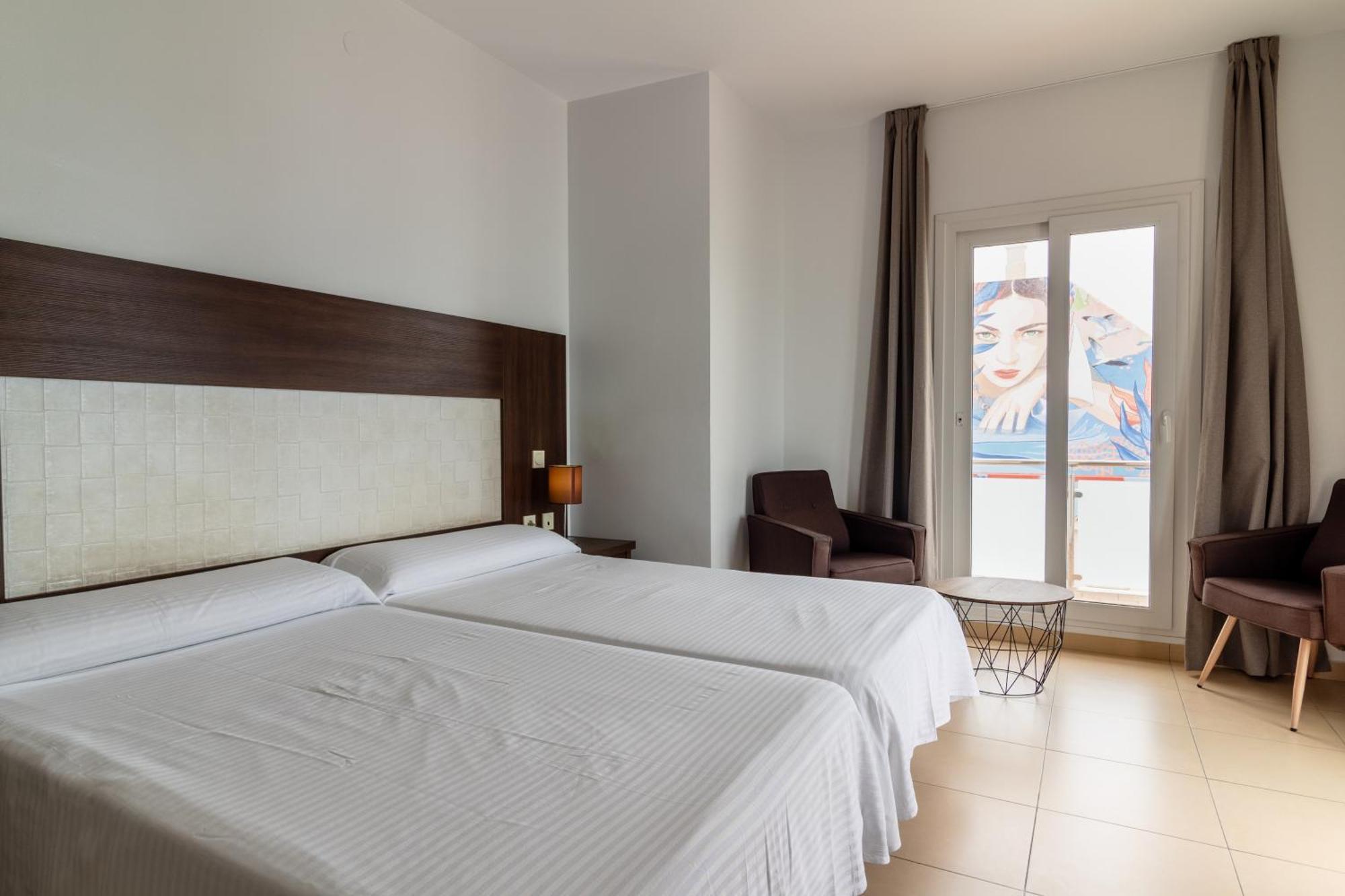 Hotel Dona Luisa San Luis de Sabinillas Extérieur photo