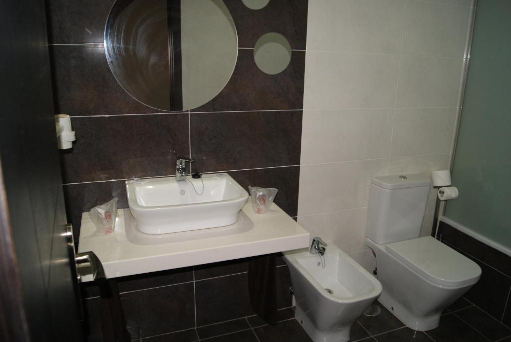 Hotel Dona Luisa San Luis de Sabinillas Chambre photo